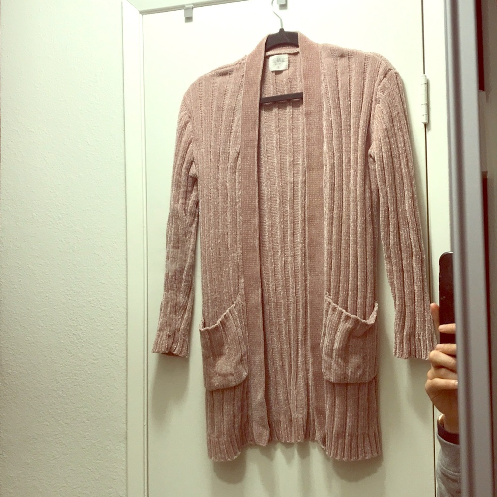 Knitted cardigan
